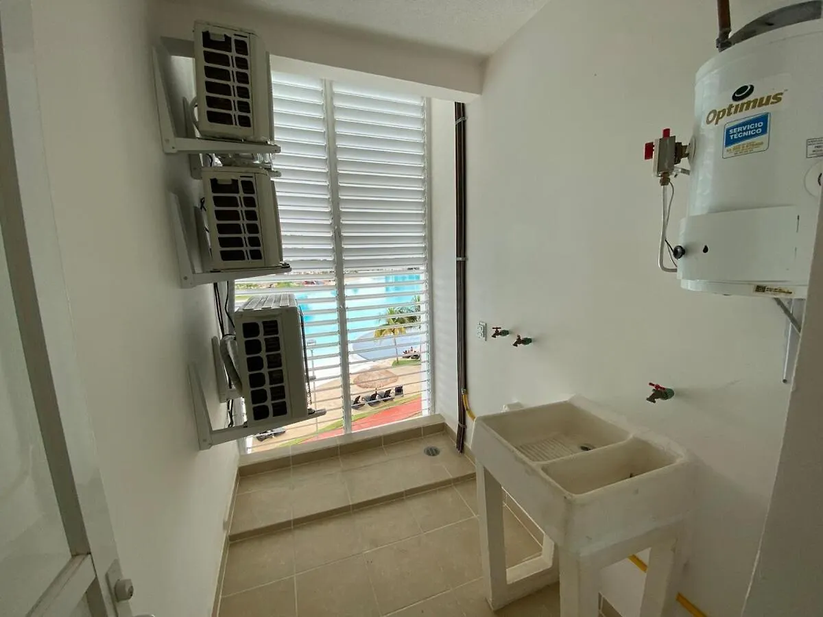 Paradisiaco Alojamiento En Cancún 0*,  Messico
